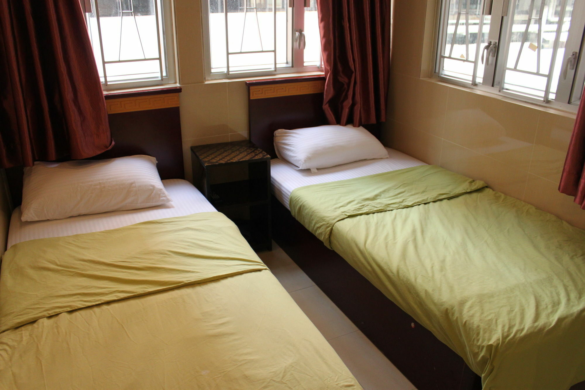 Comfort Hostel Гонконг Экстерьер фото